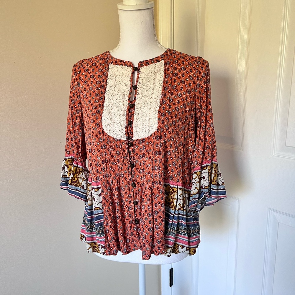 Anthropologie orange and lace shirt size 4